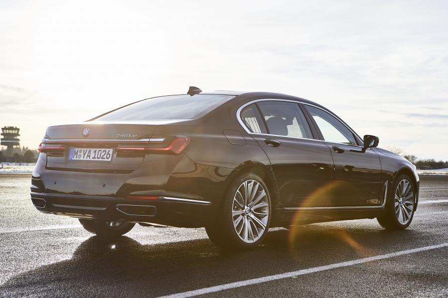  BMW 745Le (G12) 2019 года  (WW) (фото 16 из 47)
